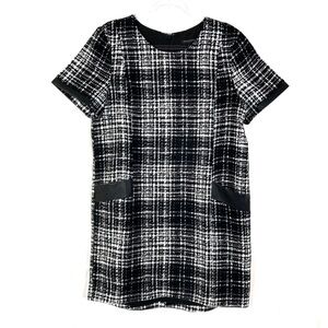 Banana Republic Factory | Black & White Plaid Short Sleeve Shift Dress 14
